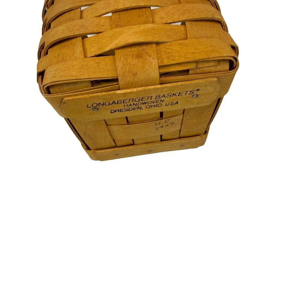 1996 Longaberger Medium Spoon Basket w/Plaid Garter Handwoven USA